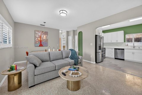 Villa ou maison à louer à Key Largo, Floride: 2 chambres, 111.2 m2 № 2433893 - photo 12