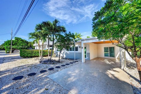 Villa ou maison à louer à Key Largo, Floride: 2 chambres, 111.2 m2 № 2433893 - photo 8