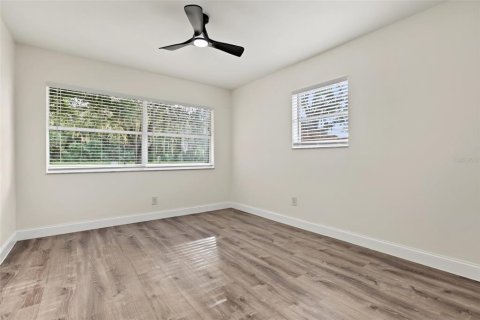 Villa ou maison à vendre à Melbourne, Floride: 4 chambres, 183.39 m2 № 2413770 - photo 23