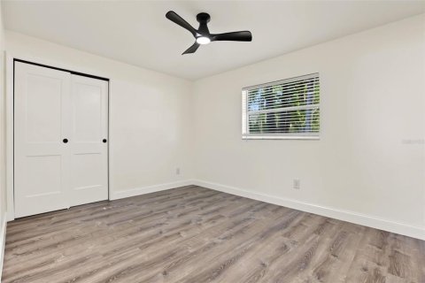 Villa ou maison à vendre à Melbourne, Floride: 4 chambres, 183.39 m2 № 2413770 - photo 24