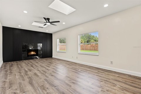 Villa ou maison à vendre à Melbourne, Floride: 4 chambres, 183.39 m2 № 2413770 - photo 19