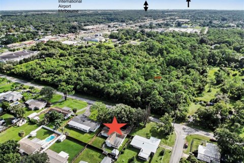 Villa ou maison à vendre à Melbourne, Floride: 4 chambres, 183.39 m2 № 2413770 - photo 4