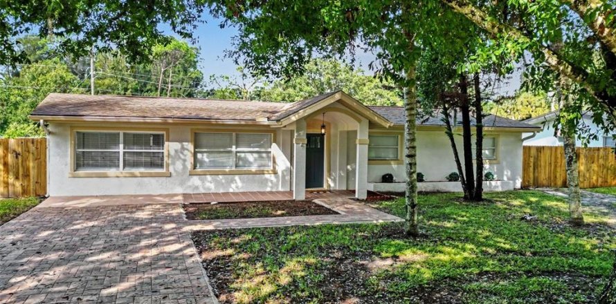 Villa ou maison à Melbourne, Floride 4 chambres, 183.39 m2 № 2413770