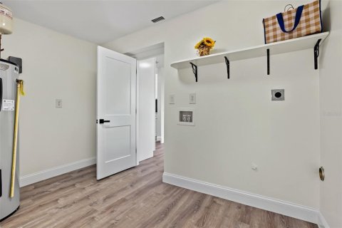Villa ou maison à vendre à Melbourne, Floride: 4 chambres, 183.39 m2 № 2413770 - photo 15