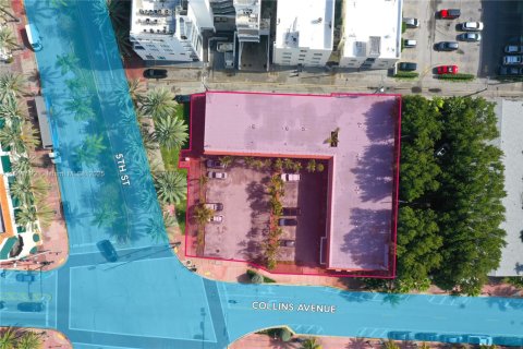 Condo in Miami Beach, Florida, 6 bedrooms  № 2082280
