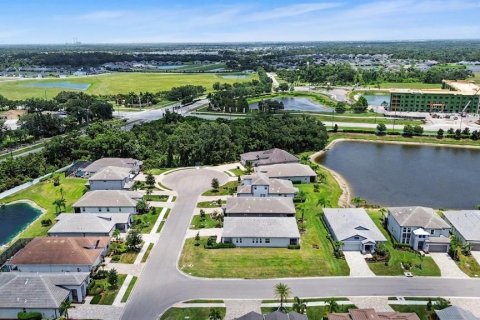 House in Parrish, Florida 4 bedrooms, 198.72 sq.m. № 2155783 - photo 6