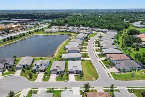 House in Parrish, Florida 4 bedrooms, 198.72 sq.m. № 2155783 - photo 9