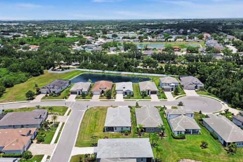 House in Parrish, Florida 4 bedrooms, 198.72 sq.m. № 2155783 - photo 8