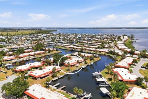 Condo in Bradenton, Florida, 2 bedrooms  № 2221645