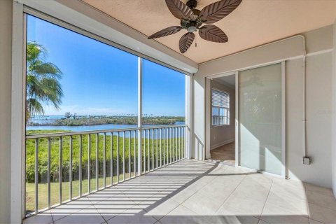 Condo in Placida, Florida, 3 bedrooms № 2201764 - photo 24