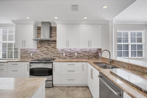 Condo in Placida, Florida, 3 bedrooms № 2201764 - photo 10