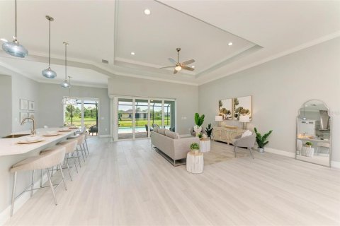 Villa ou maison à vendre à Rotonda, Floride: 3 chambres, 201.6 m2 № 2217446 - photo 4