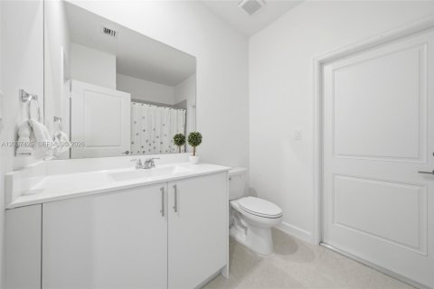 Купить виллу или дом в Майами, Флорида 4 спальни, 224.08м2, № 2154222 - фото 17