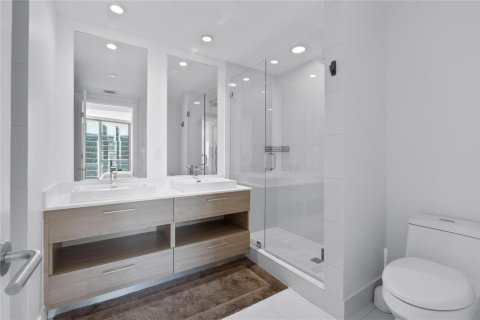 Copropriété à louer à Miami, Floride: 1 chambre, 81.75 m2 № 2276085 - photo 4