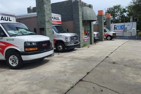 Propiedad comercial en venta en Tampa, Florida, 137.5 m2 № 2303338 - foto 4