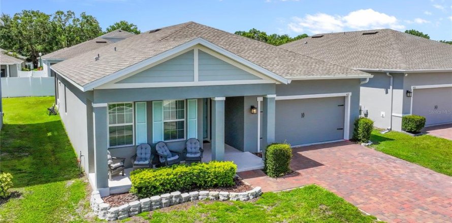 Casa en Mount Dora, Florida 4 dormitorios, 187.76 m2 № 1802266