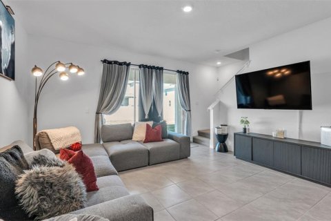 Adosado en venta en Plant City, Florida, 3 dormitorios, 156.17 m2 № 2201289 - foto 12