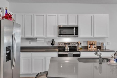 Adosado en venta en Plant City, Florida, 3 dormitorios, 156.17 m2 № 2201289 - foto 7