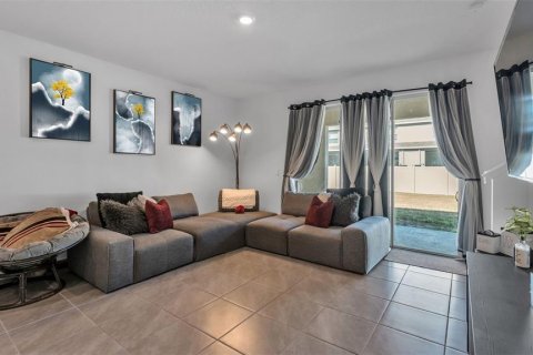 Adosado en venta en Plant City, Florida, 3 dormitorios, 156.17 m2 № 2201289 - foto 13