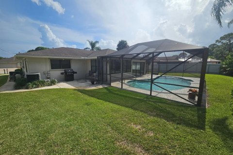 Villa ou maison à vendre à Port St. Lucie, Floride: 3 chambres, 171.87 m2 № 2363696 - photo 19