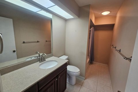 Villa ou maison à vendre à Port St. Lucie, Floride: 3 chambres, 171.87 m2 № 2363696 - photo 11