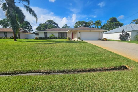 Villa ou maison à vendre à Port St. Lucie, Floride: 3 chambres, 171.87 m2 № 2363696 - photo 2