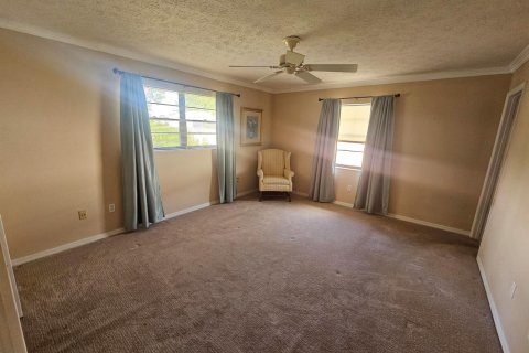 Villa ou maison à vendre à Port St. Lucie, Floride: 3 chambres, 171.87 m2 № 2363696 - photo 15