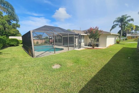 Villa ou maison à vendre à Port St. Lucie, Floride: 3 chambres, 171.87 m2 № 2363696 - photo 18