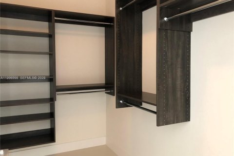Copropriété à louer à Aventura, Floride: 2 chambres, 124.86 m2 № 2060518 - photo 21