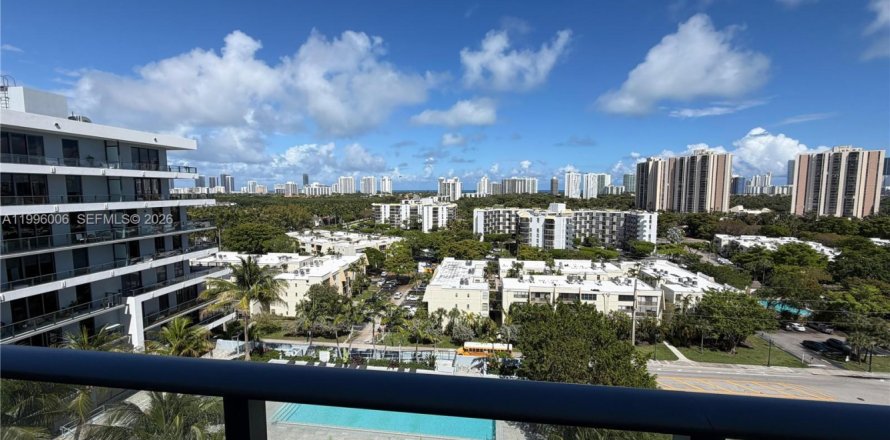 Condo à Aventura, Floride, 2 chambres  № 2060518