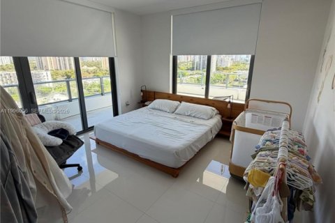 Copropriété à louer à Aventura, Floride: 2 chambres, 124.86 m2 № 2060518 - photo 17