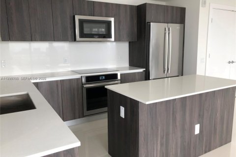 Copropriété à louer à Aventura, Floride: 2 chambres, 124.86 m2 № 2060518 - photo 13