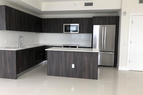 Copropriété à louer à Aventura, Floride: 2 chambres, 124.86 m2 № 2060518 - photo 12