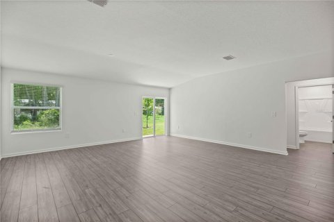 House in Ocala, Florida 3 bedrooms, 188.87 sq.m. № 2208148 - photo 18