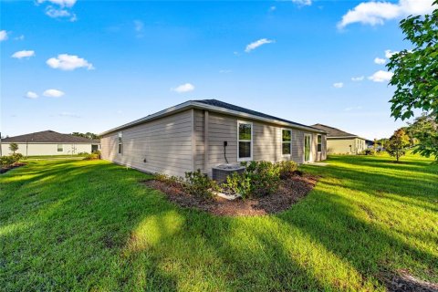 House in Ocala, Florida 3 bedrooms, 188.87 sq.m. № 2208148 - photo 5