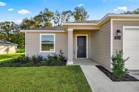 House in Ocala, Florida 3 bedrooms, 188.87 sq.m. № 2208148 - photo 2