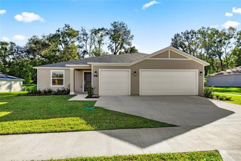 Casa en Ocala, Florida 3 dormitorios, 188.87 m2 № 2208148