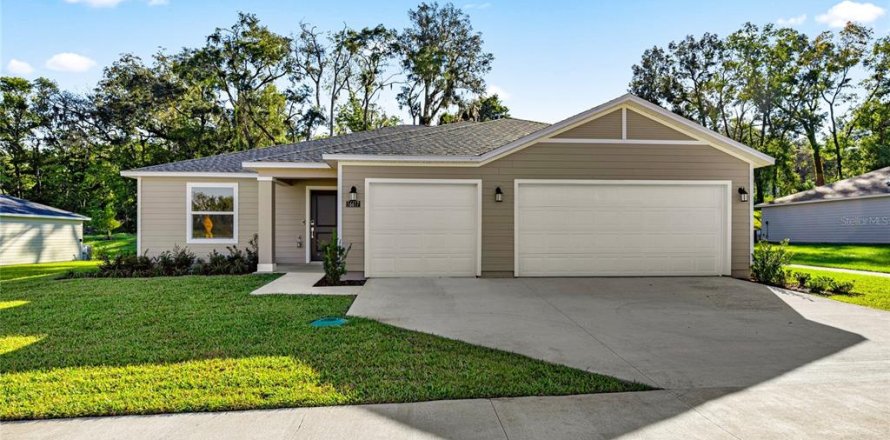 House in Ocala, Florida 3 bedrooms, 188.87 sq.m. № 2208148
