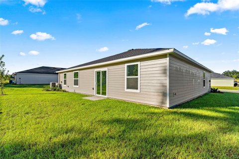 House in Ocala, Florida 3 bedrooms, 188.87 sq.m. № 2208148 - photo 9