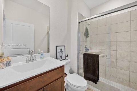 Townhouse in Homestead, Florida 4 bedrooms, 163.23 sq.m. № 2044524 - photo 15