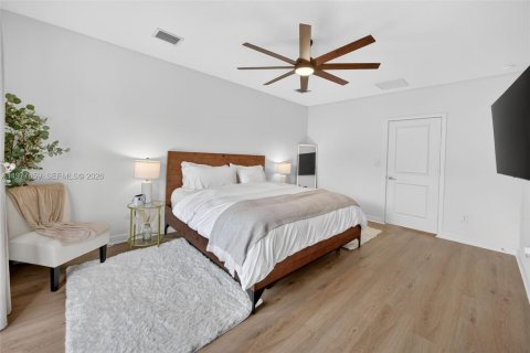 Townhouse in Homestead, Florida 4 bedrooms, 163.23 sq.m. № 2044524 - photo 27