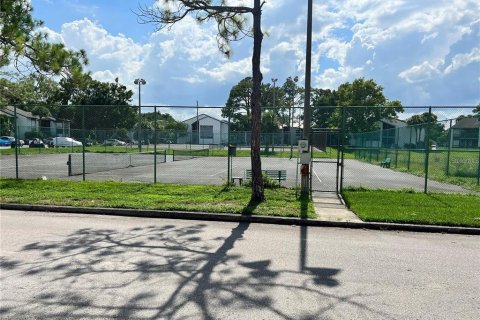 Condo in Orlando, Florida, 2 bedrooms  № 1589820 - photo 5