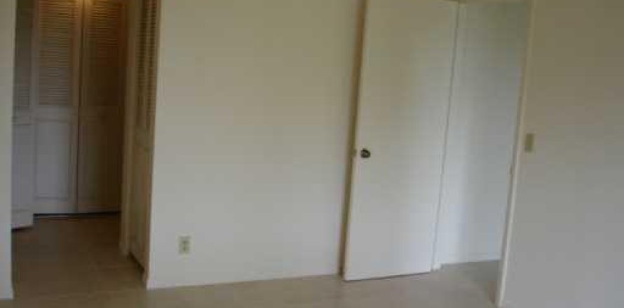 Condo in West Palm Beach, Florida, 1 bedroom  № 1160758