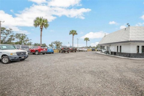 Commercial property in DeLand, Florida 60.2 sq.m. № 1609717 - photo 5