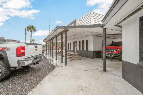 Commercial property in DeLand, Florida 60.2 sq.m. № 1609717 - photo 3