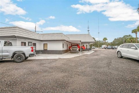 Commercial property in DeLand, Florida 60.2 sq.m. № 1609717 - photo 6