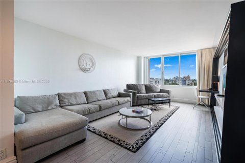 Condominio en venta en Miami Beach, Florida, 1 dormitorio № 1977542 - foto 6