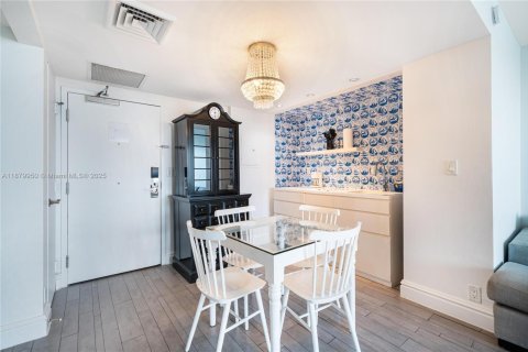 Condominio en venta en Miami Beach, Florida, 1 dormitorio № 1977542 - foto 4
