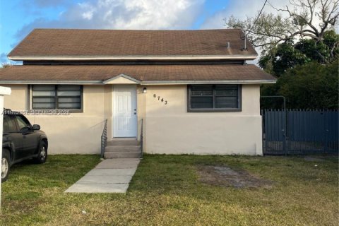 Дом в Майами, Флорида 1 спальня, 177.44м2 № 2032812