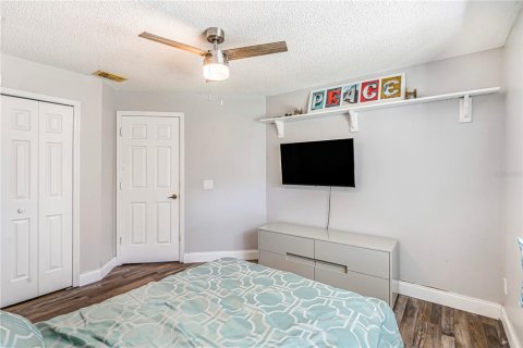 House in Orlando, Florida 4 bedrooms, 181.9 sq.m. № 1742625 - photo 28